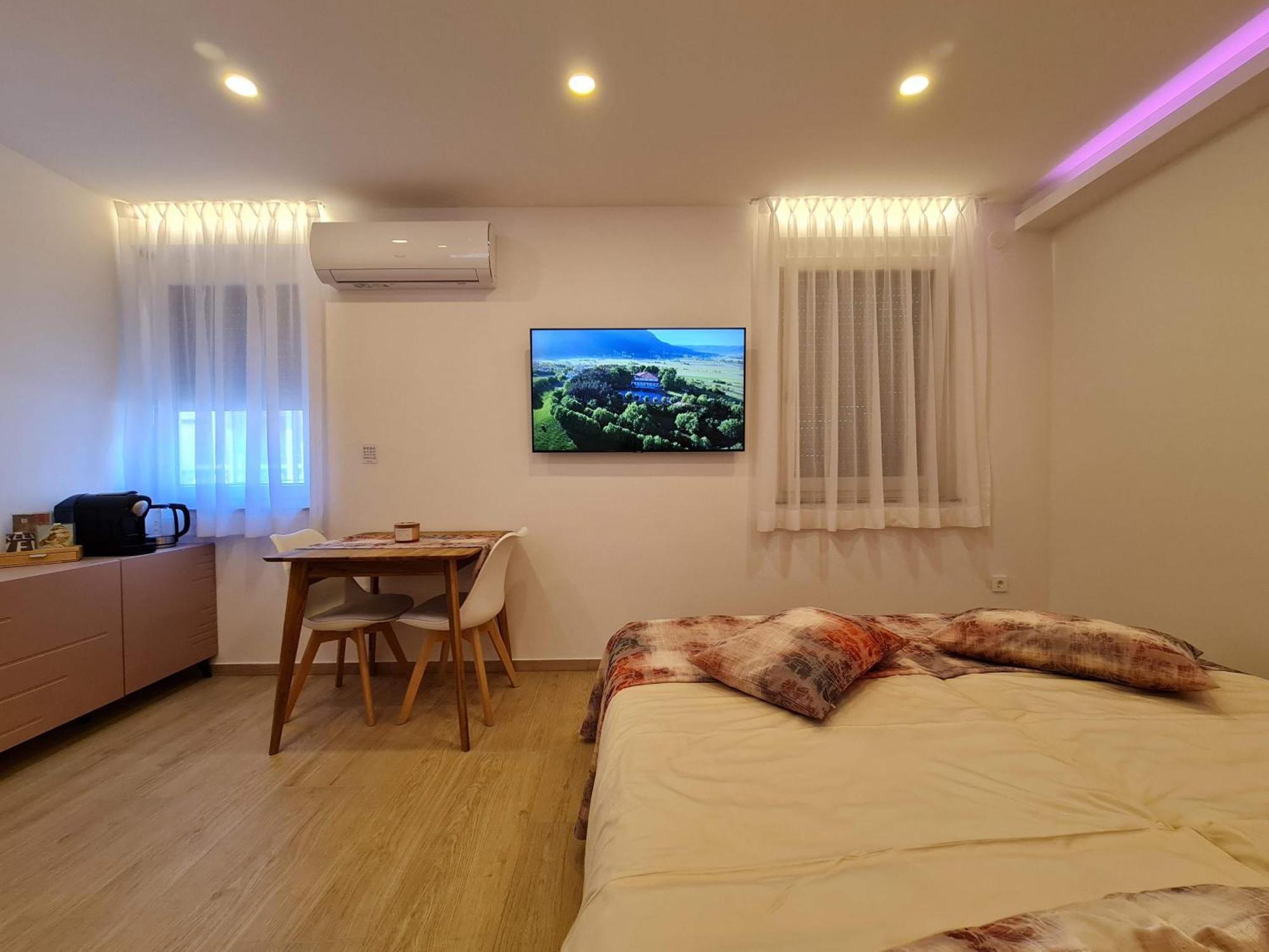 Restaurant & Apartments Getaway Pri Kobalu Випава Номер фото